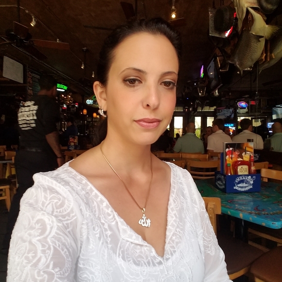 Meet your Posher, Rola - Picture 4 of 6